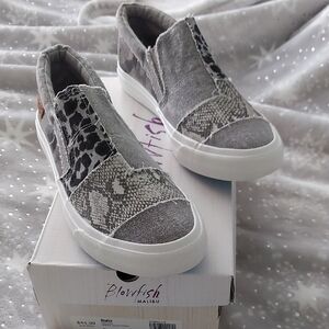 Blowfish Slip In Canvas Sneakers